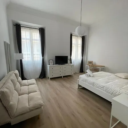 Larios Hostel Màlaga